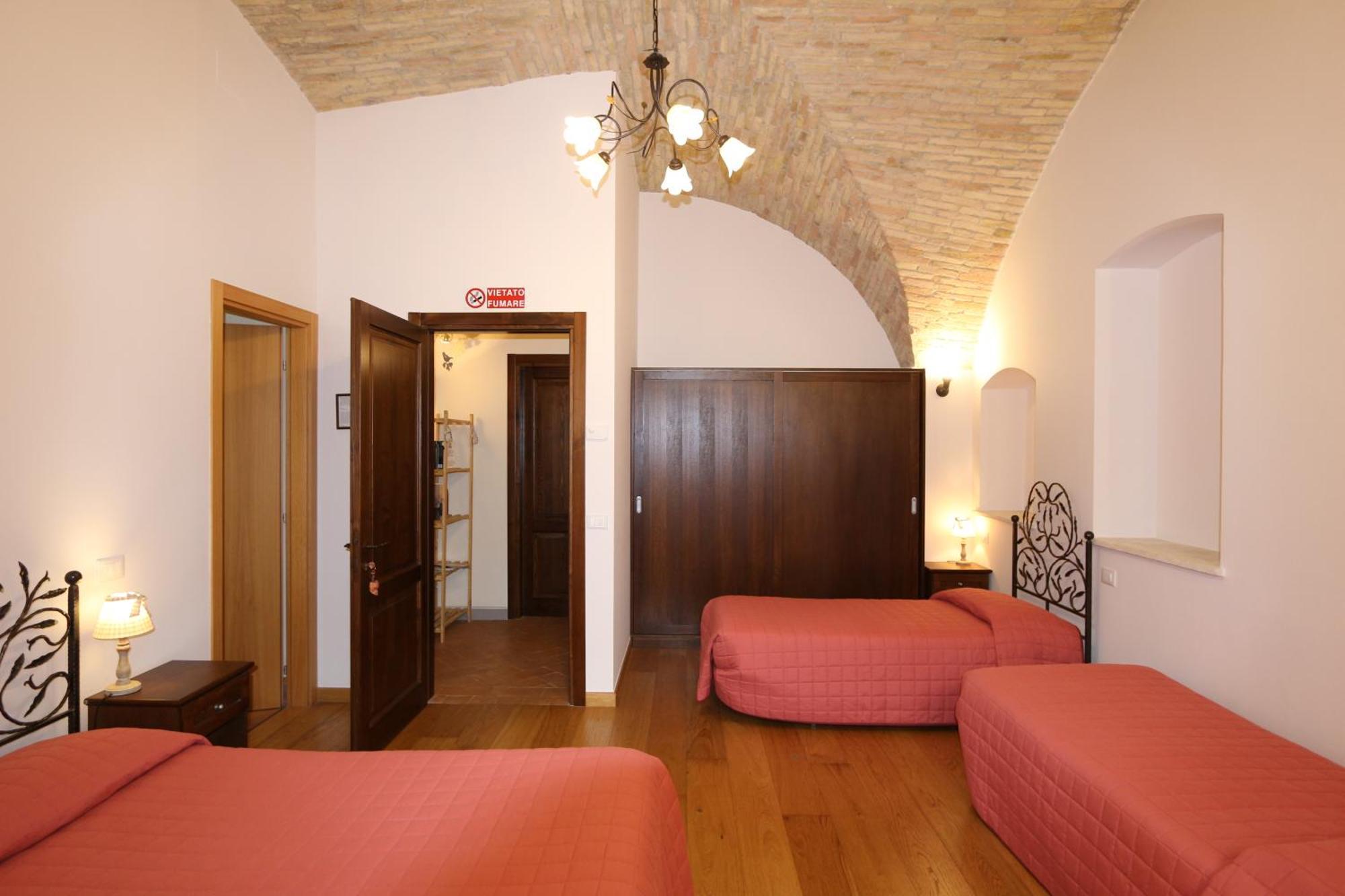 La Casina Colorata Hotel Асизи Екстериор снимка