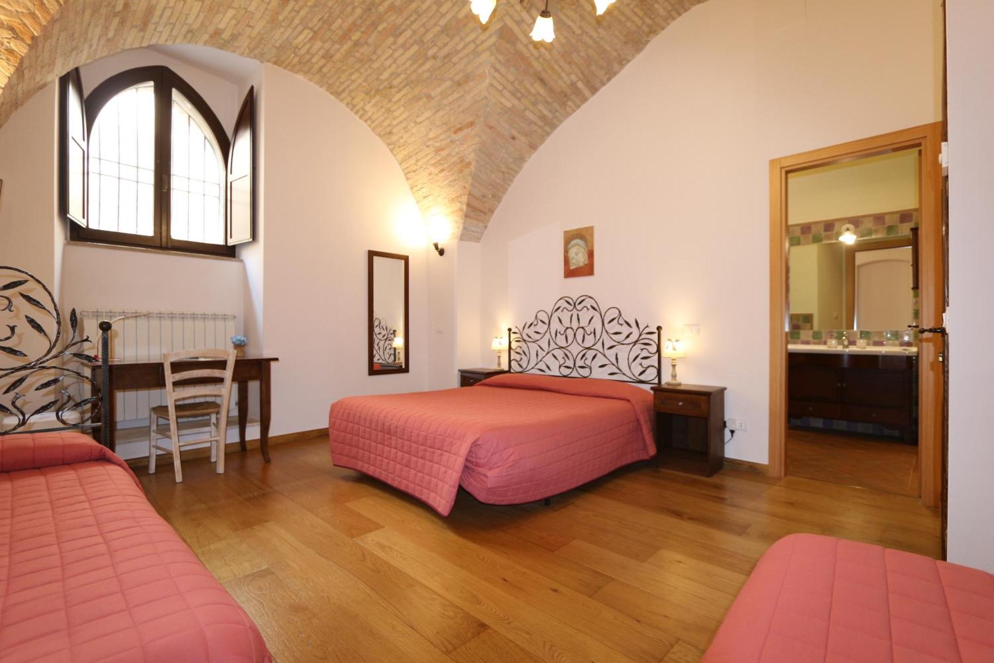 La Casina Colorata Hotel Асизи Екстериор снимка